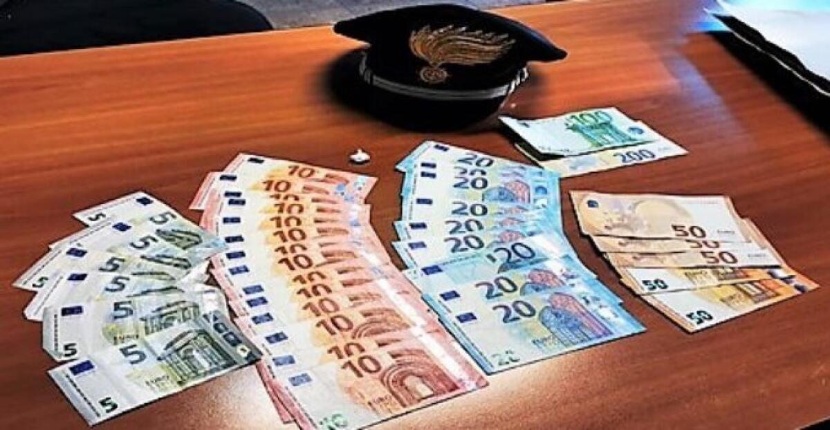 CATANIA: Festeggia il compleanno con la cocaina, denunciata la donna che gliel'ha venduta - 