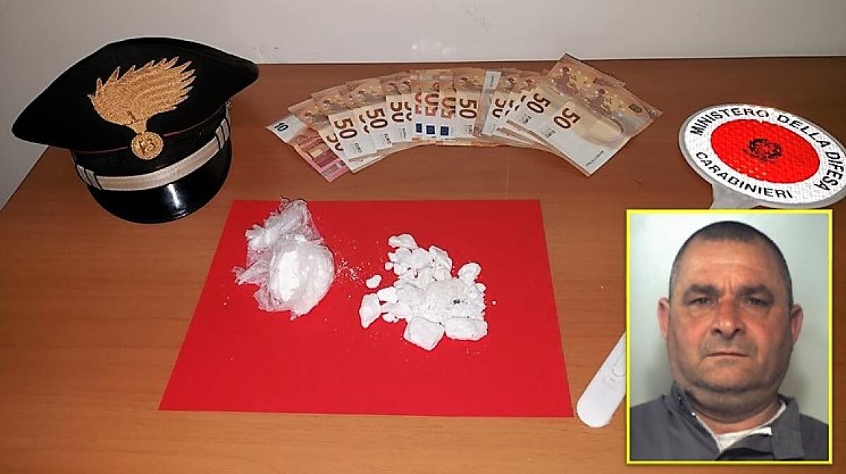 CATANIA. FUGGE LANCIANDO LA COCAINA DAL FINESTRINO DELL’AUTO: INSEGUITO ED ARRESTATO - 