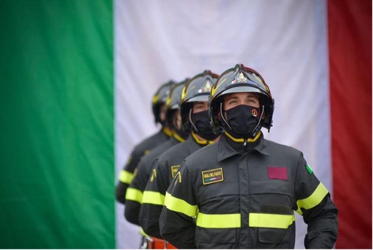 VIGILI DEL FUOCO: AUGURI AL CORPO, OGGI COMPIE 82 ANNI, TANTI AUGURI E GRAZIE! - 
