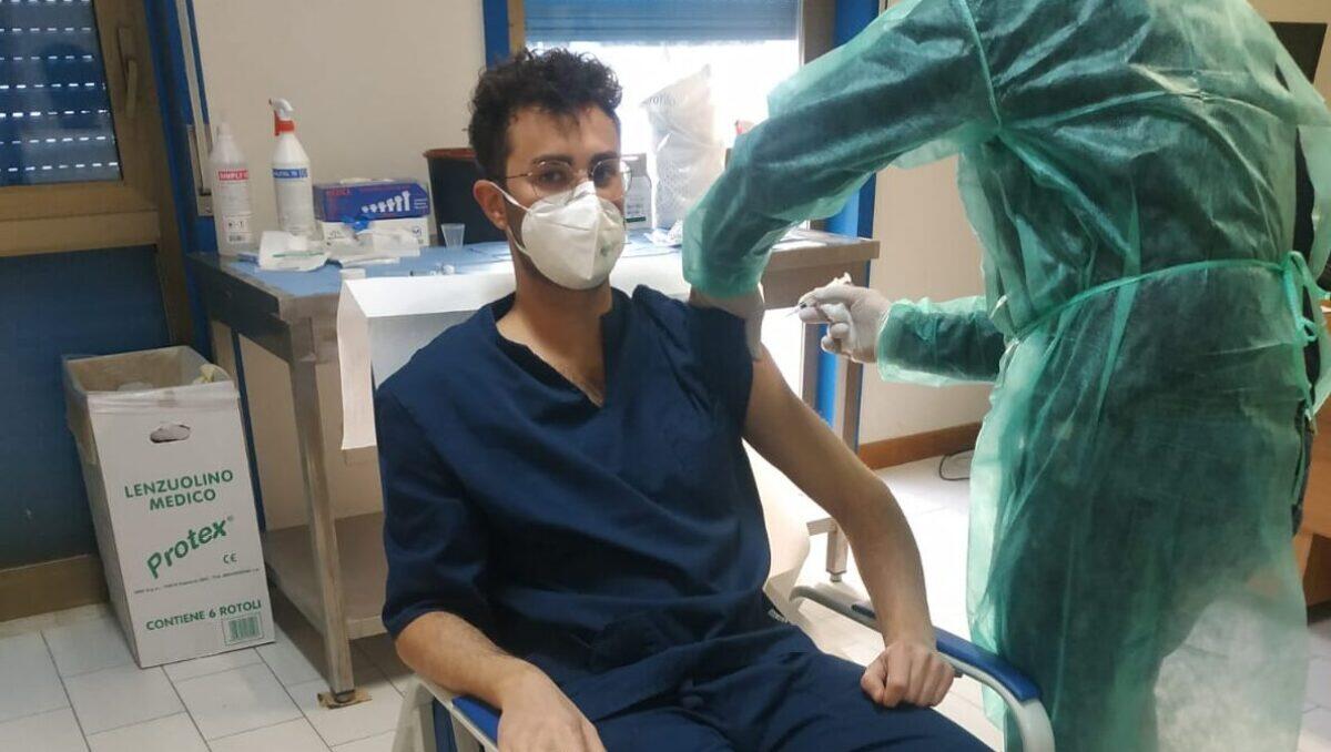 ASP DI CATANIA. SI COMPLETA DOMANI LA VACCINAZIONE ANTI-COVID DEL PERSONALE AZIENDALE. - 