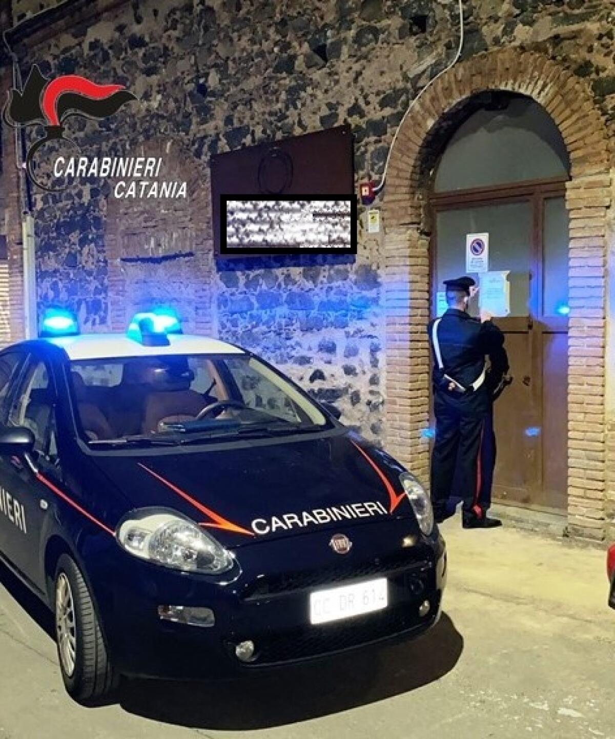 CATANIA. CHIUSO PER LA QUARTA VOLTA PUB CATANESE - 