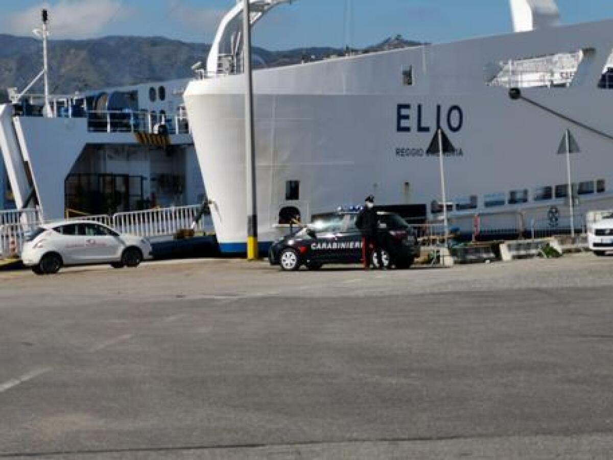 MESSINA, MUORE UN MARINAIO DURANTE LE OPERAZIONI DI ATTRACCO - 