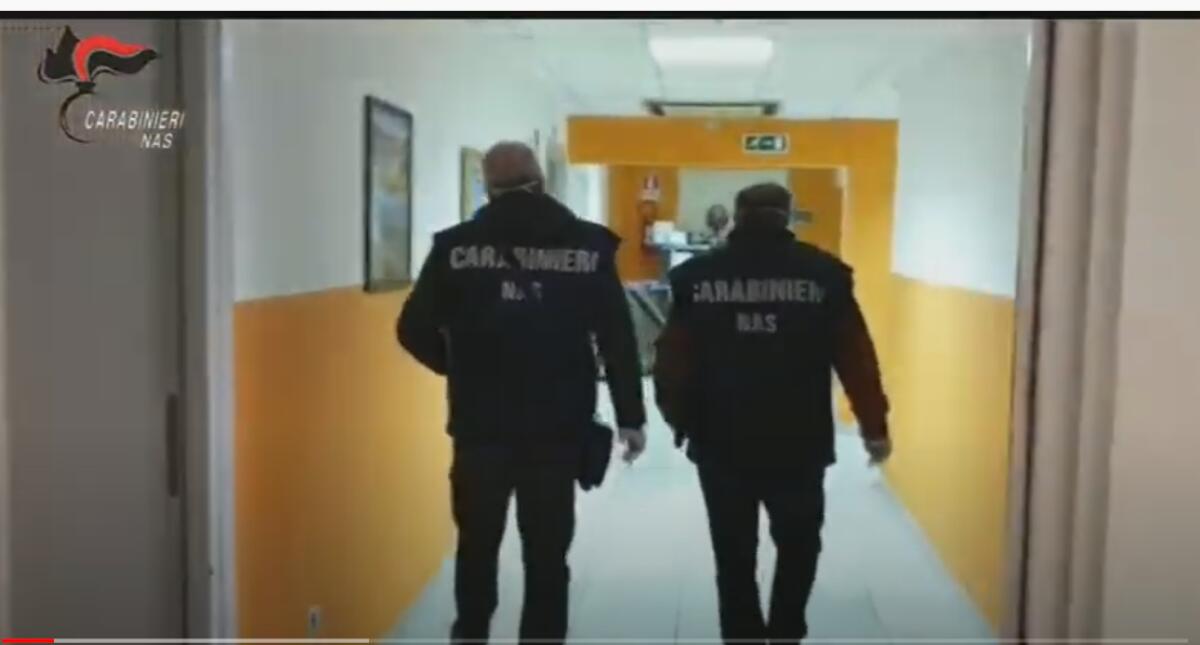 CARABINIERI NAS: CONTROLLI ALLE GUARDIE MEDICHE IN TUTTA ITALIA A CATANIA RINVENUTE 4 BOMBOLE DI OSSIGENO SCADUTE - 