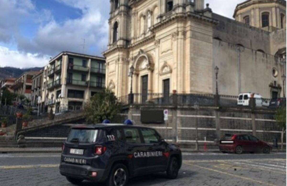 ZAFFERANA ETNEA, «PAPÀ STA PICCHIANDO MAMMA», BIMBO DI 10 ANNI CHIAMA I CC E FA ARRESTARE IL PADRE - 