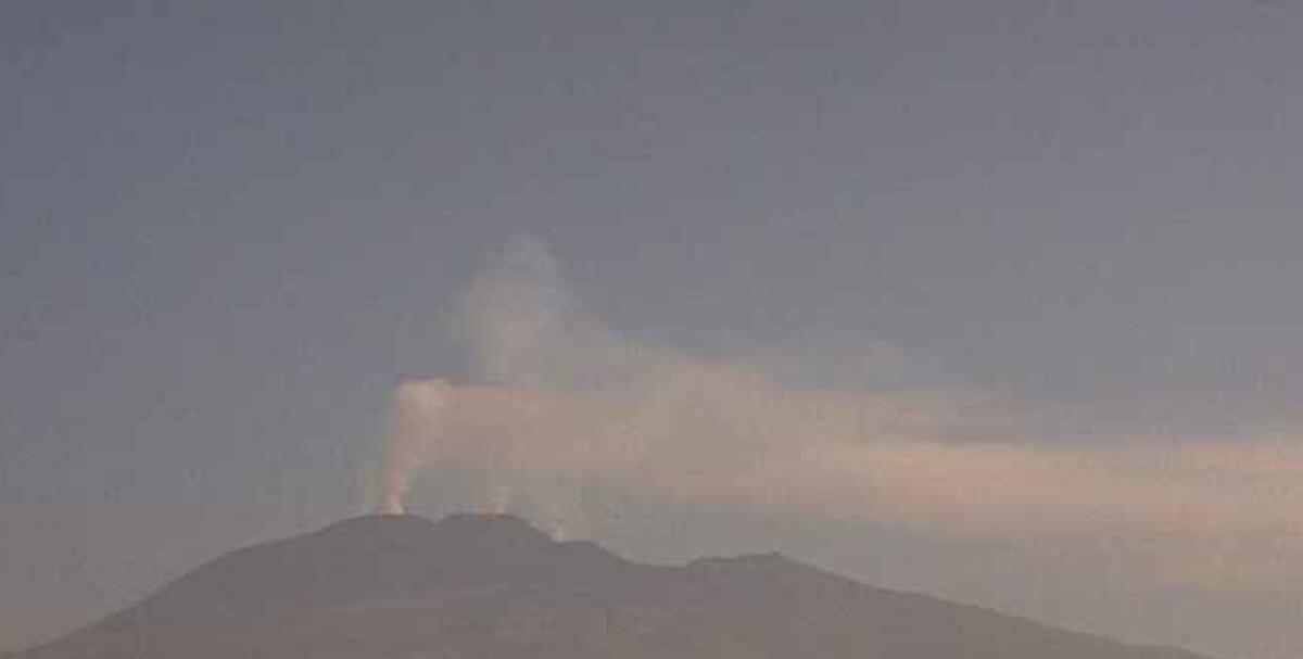 ETNA: L'INGV: IL TREMORE HA INIZIATO A RISALIRE, RITORNANDO AD UN LIVELLO ALTO - 