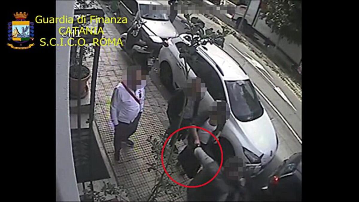 CATANIA, LE MANI DELLA MAFIA SULLE SCOMMESSE ILLEGALI. I DETTAGLI E I NOMI DELLE PERSONE COINVOLTE - 