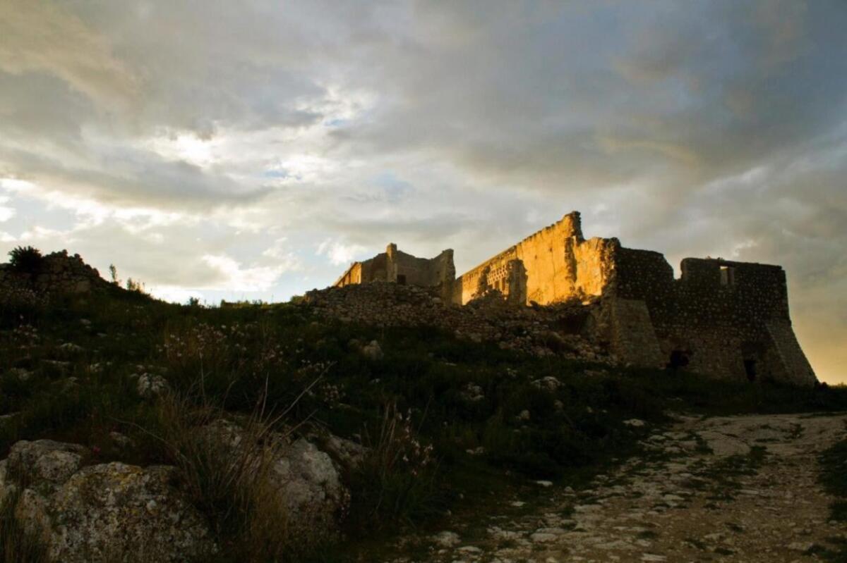 NOTA  DELLE  ASSOCIAZIONI COINVOLTE NEL PRESIDIO PARTECIPATIVO E NEL PERCORSO ECOMUSEALE, SULLA DISCARICA ABUSIVA PRESSO IL CASTELLO DI CONTRADA POIRA - 