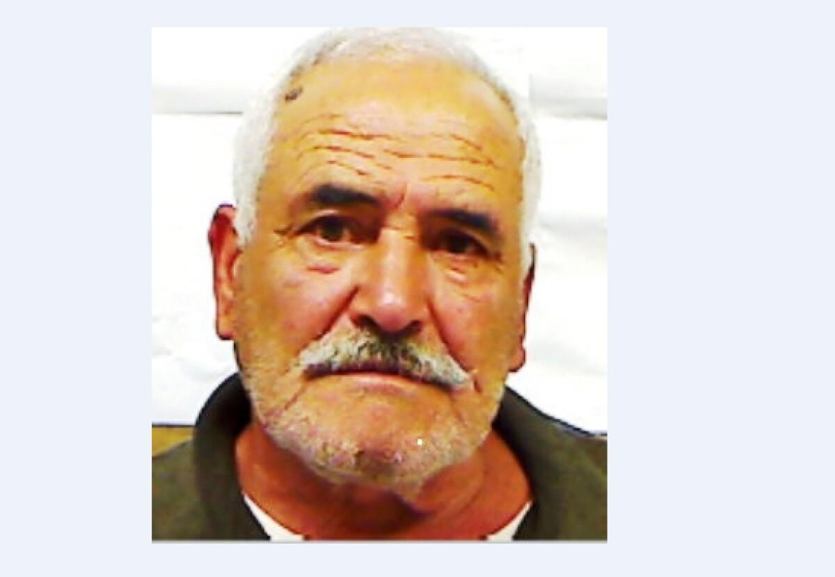 BIANCAVILLA, NASCONDEVA LE ARMI DEL CLAN IN CASA, ARRESTATO 77ENNE - 