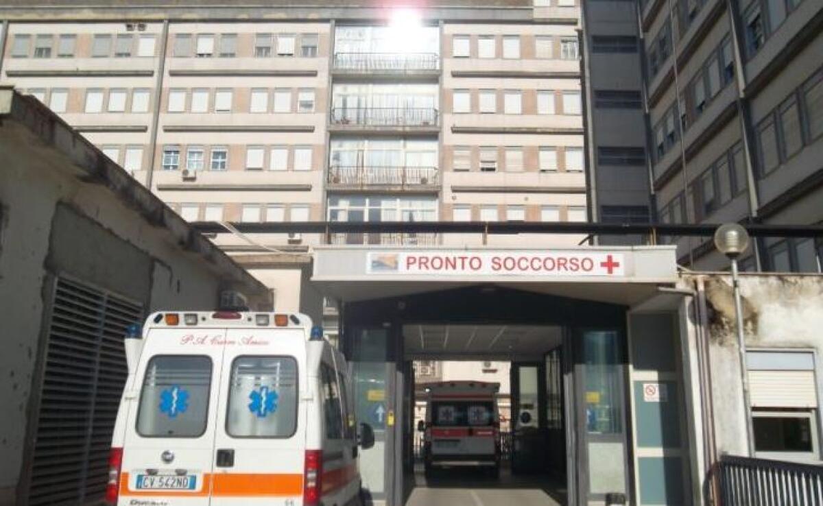 SAN CATALDO, SVIENE DURANTE LA MESSA: TRASPORTATA IN PRONTO SOCCORSO RISULTA POSITIVA AL COVID-19 - 
