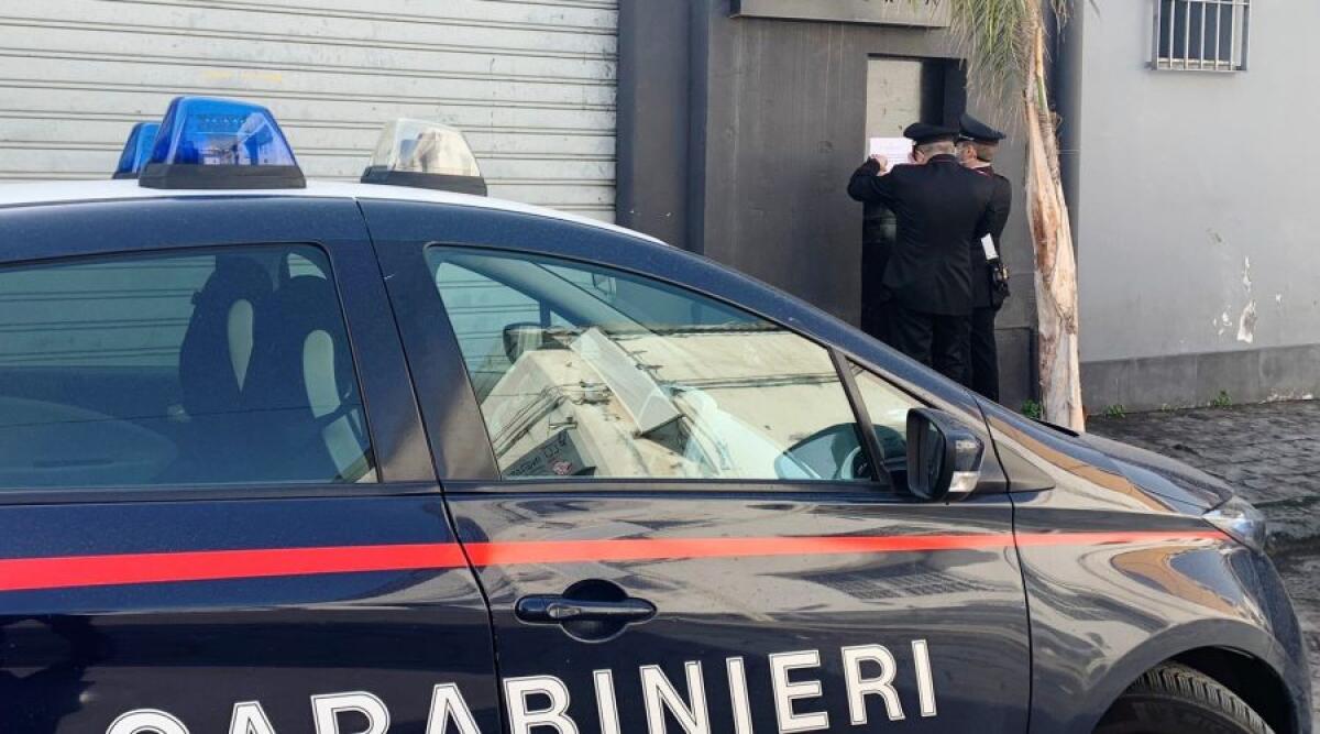 CATANIA, CARABINIERI INTERROMPONO FESTA DI COMPLEANNO IN UN BAR - 