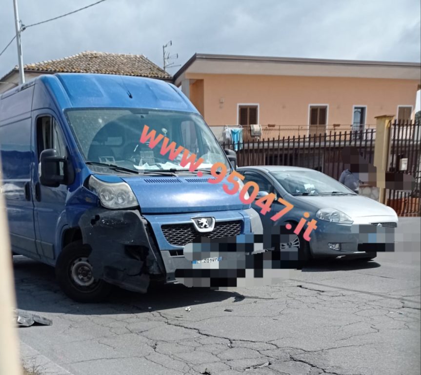 PATERNÒ: INCIDENTE IN CONTRADA TRE FONTANE 