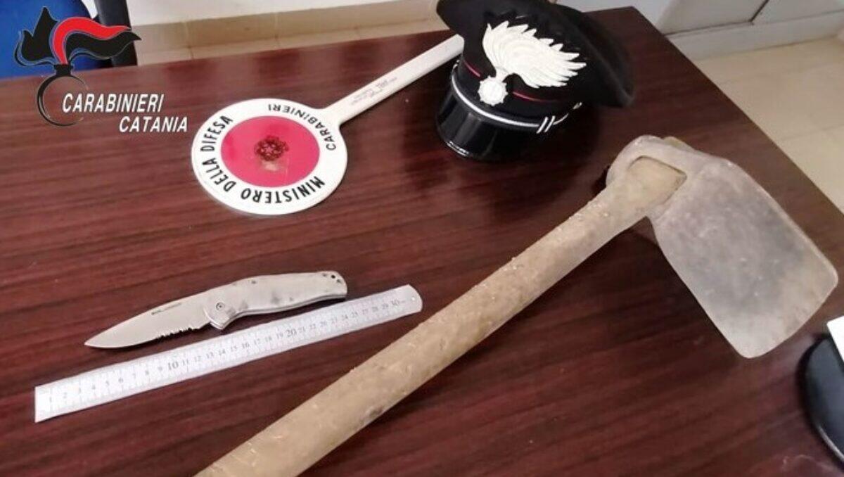 SAN CONO: SCOPRE CHE LA FIGLIA HA L’AMANTE: FAMIGLIA VA A CACCIA DELL’UOMO PER SALVARE L’ONORE - 