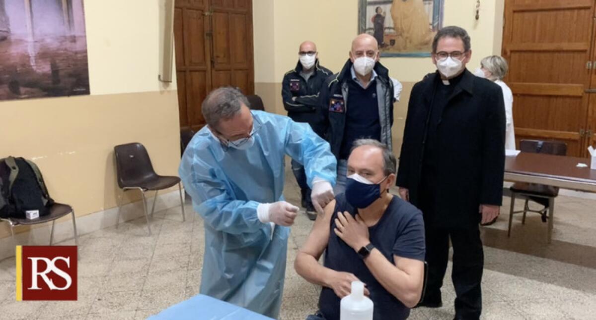 VACCINI ANTI COVID IN 300 PARROCCHIE DELLA SICILIA, MUSUMECI: «INIZIATIVA UNICA IN ITALIA» - 