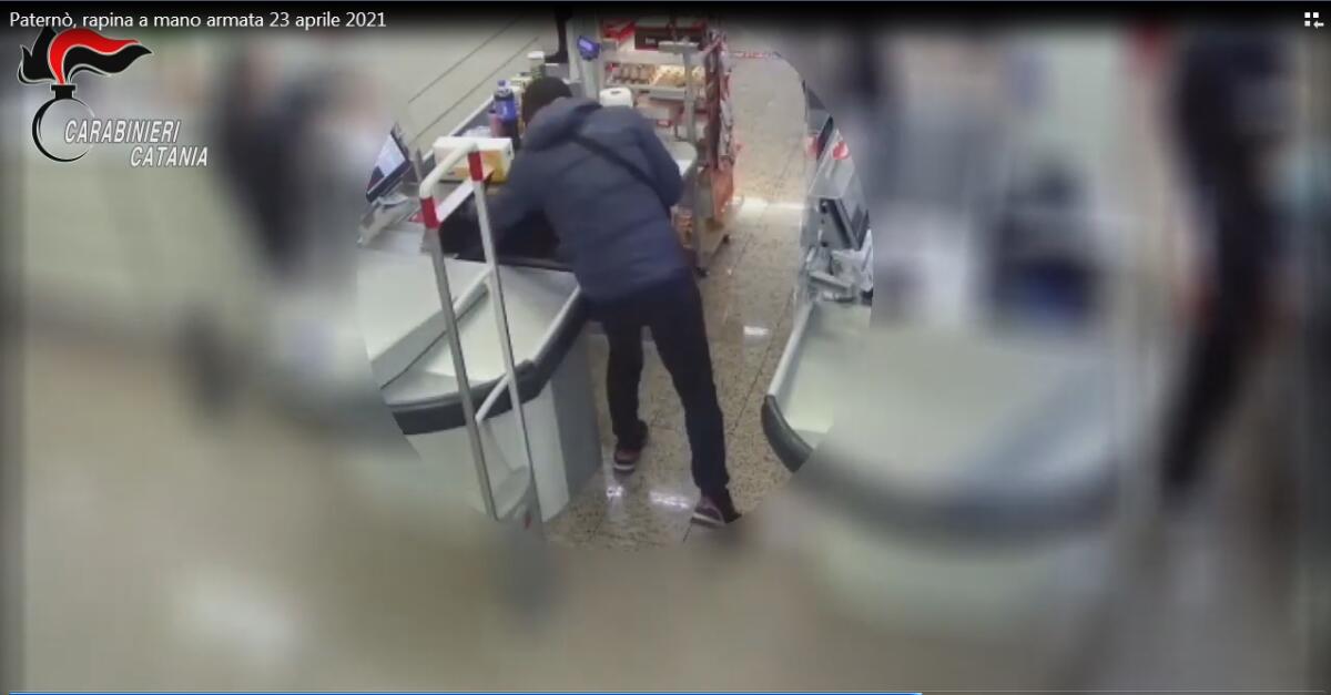 PATERNÒ MESSA LA PAROLA FINE AGLI ASSALTI DI UN RAPINATORE SERIALE - 