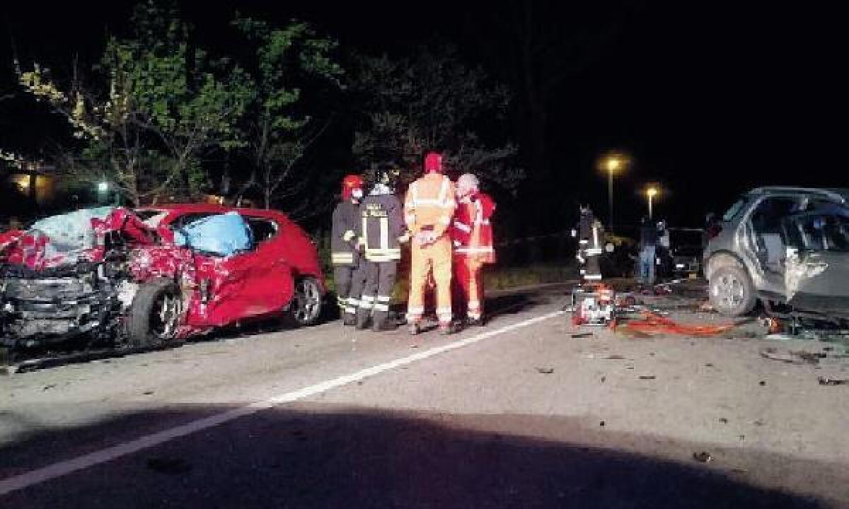 STRAGE DI PASQUA SULLA CASILINA: 4 MORTI, IL TRAGICO SCHIANTO È ANDATO IN DIRETTA SU INSTAGRAM - 