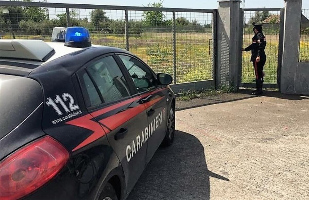 PATERNÒ, NASCONDEVA IN CAMPAGNA MUNIZIONI DI OGNI GENERE, DENUNCIATO - 