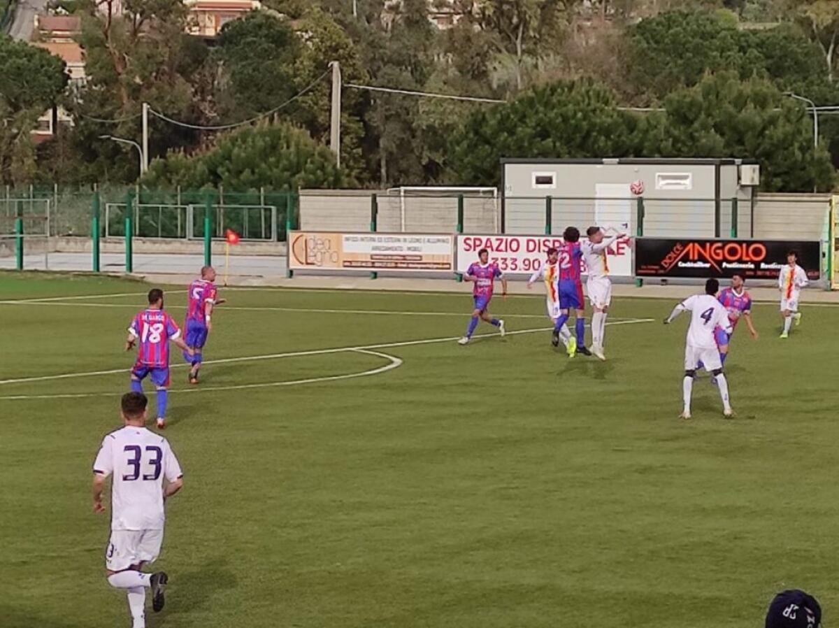 Il Paternò non sa più vincere: col Troina finisce 0-1. Adesso la classifica fa paura - 