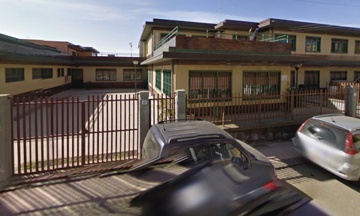 CORONAVIRUS. IL COMUNE DI BELPASSO CHIUDE PER DUE GIORNI LA SCUOLA “GIOVANNI PAOLO II” DI PIANO TAVOLA. - 