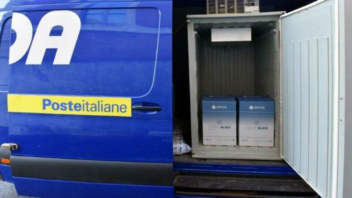 POSTE ITALIANE, SDA IN CONSEGNA  25MILA DOSI DEL VACCINO ANTI-COVID ASTRAZENECA NEI CENTRI SICILIANI - 