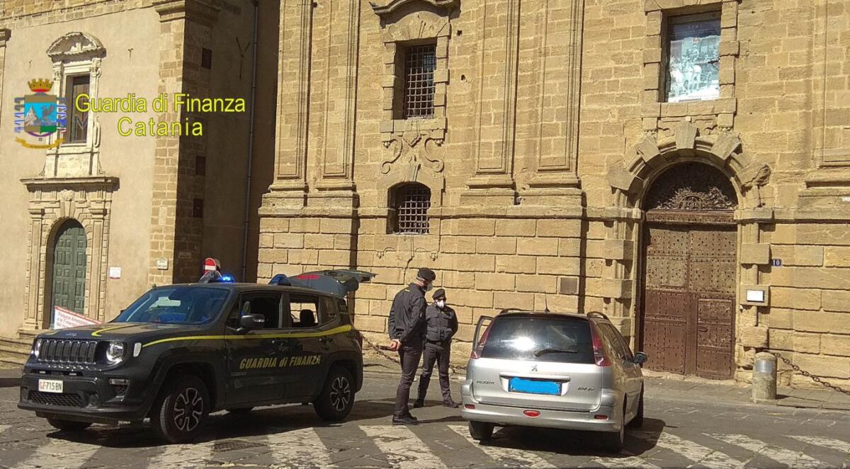 GUARDIA DI FINANZA, CATANIA: CONTROLLI NEL PERIODO PASQUALE SUL TERRITORIO E PER MARE. ELEVATE 7 SANZIONI. - 