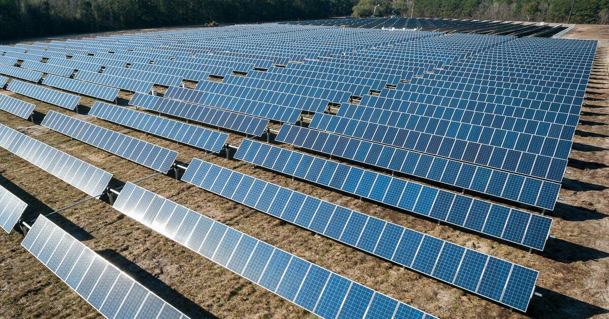 A PATERNO' SARA' REALIZZATO UNO DEI DUE PARCHI SOLARI PER FORNIRE ENERGIA VERDE AD AMAZON - 