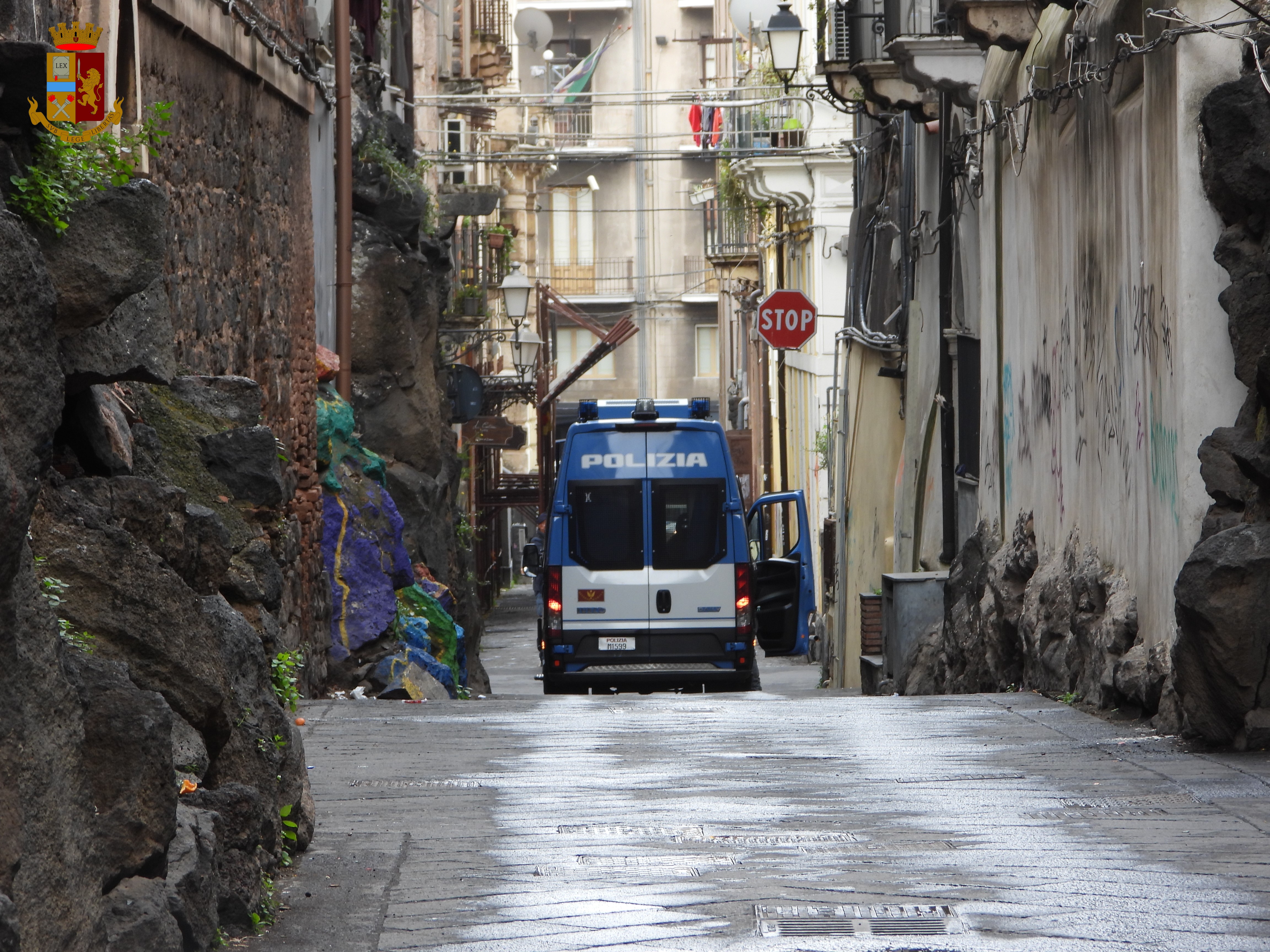 MAXI OPERAZIONE DI POLIZIA A CATANIA, A SAN BERILLO VECCHIO MULTE, SEQUESTRI E DENUNCE