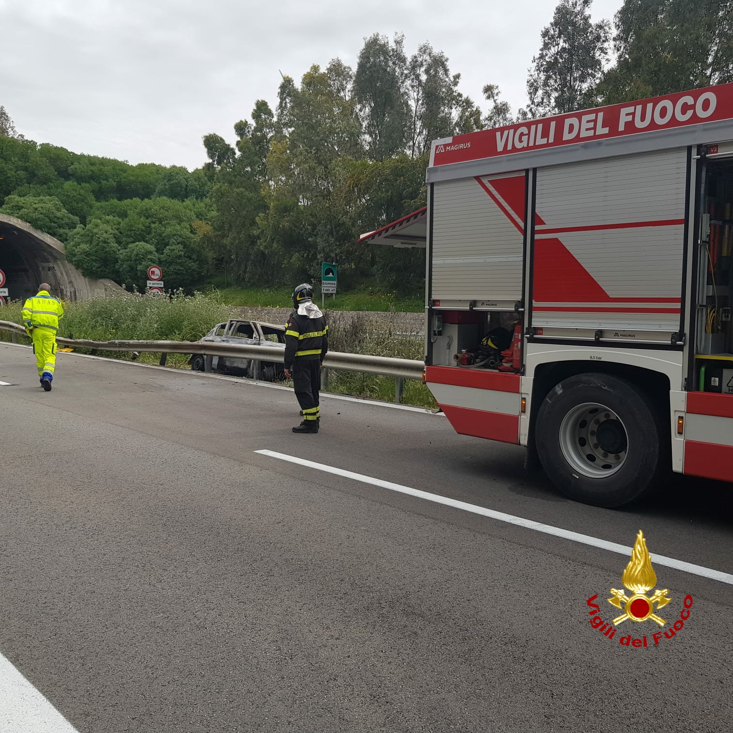 INCIDENTE SULLA PALERMO-MAZARA : DUE MORTI CARBONIZZATI DOPO LO SCHIANTO SUL GUARD RAIL