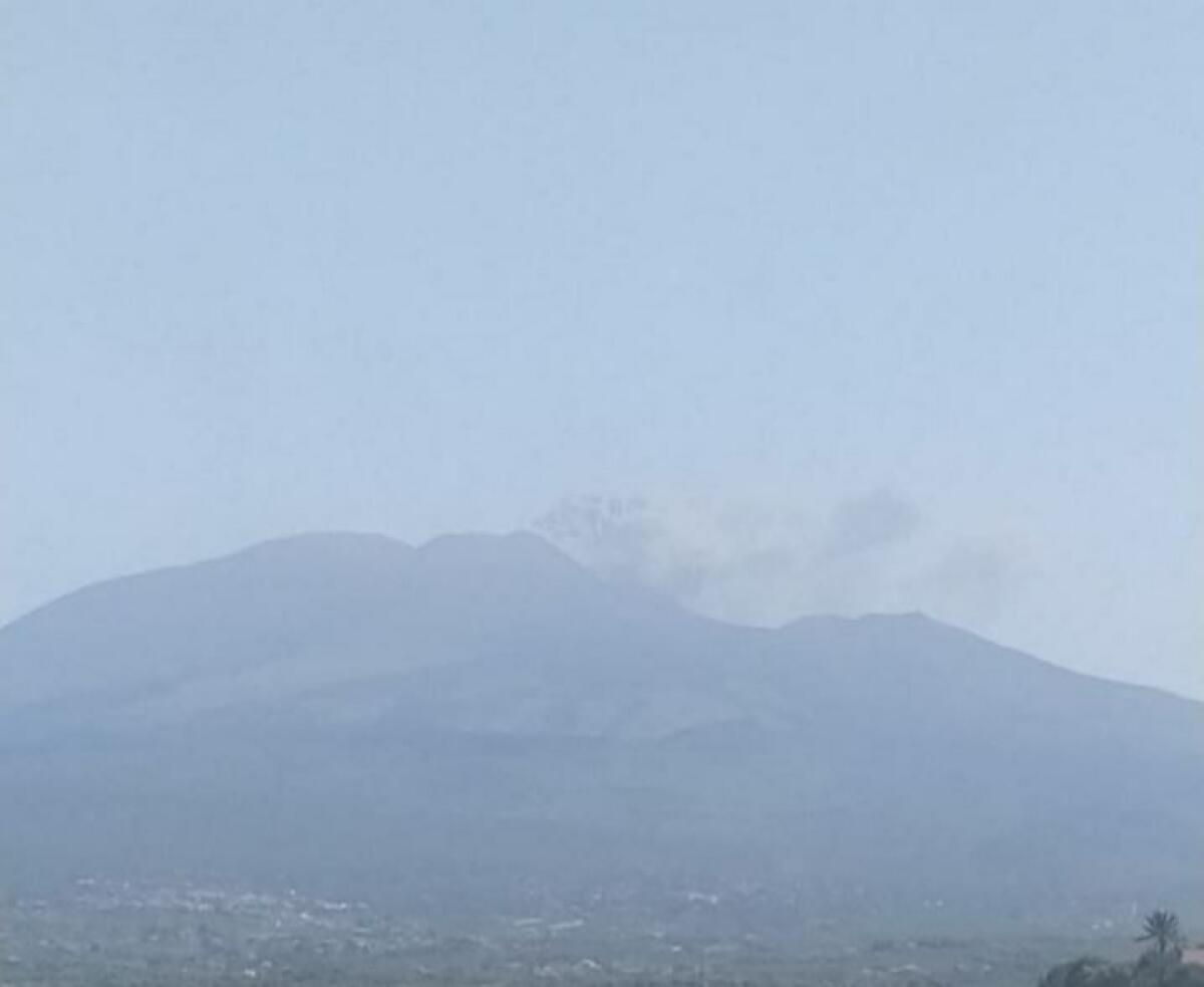 ETNA: TORNA A FARSI SENTIRE, INTENSA ATTIVITÀ ESPLOSIVA LA NUBE ERUTTIVA HA RAGGIUNTO I 3,5 KM DI ALTEZZA - 
