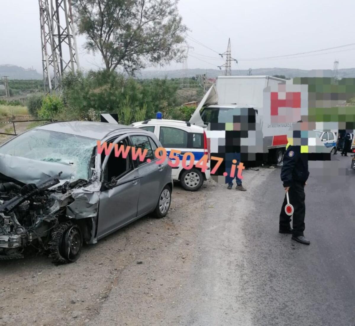 SCONTRO AUTO FURGONE A PONTE BARCA - 