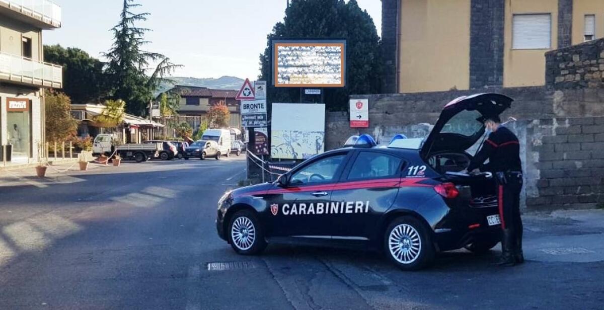 BRONTE. SPACCIATORE FUGGE AL CONTROLLO, MA VIENE RAGGIUNTO ED ARRESTATO - 