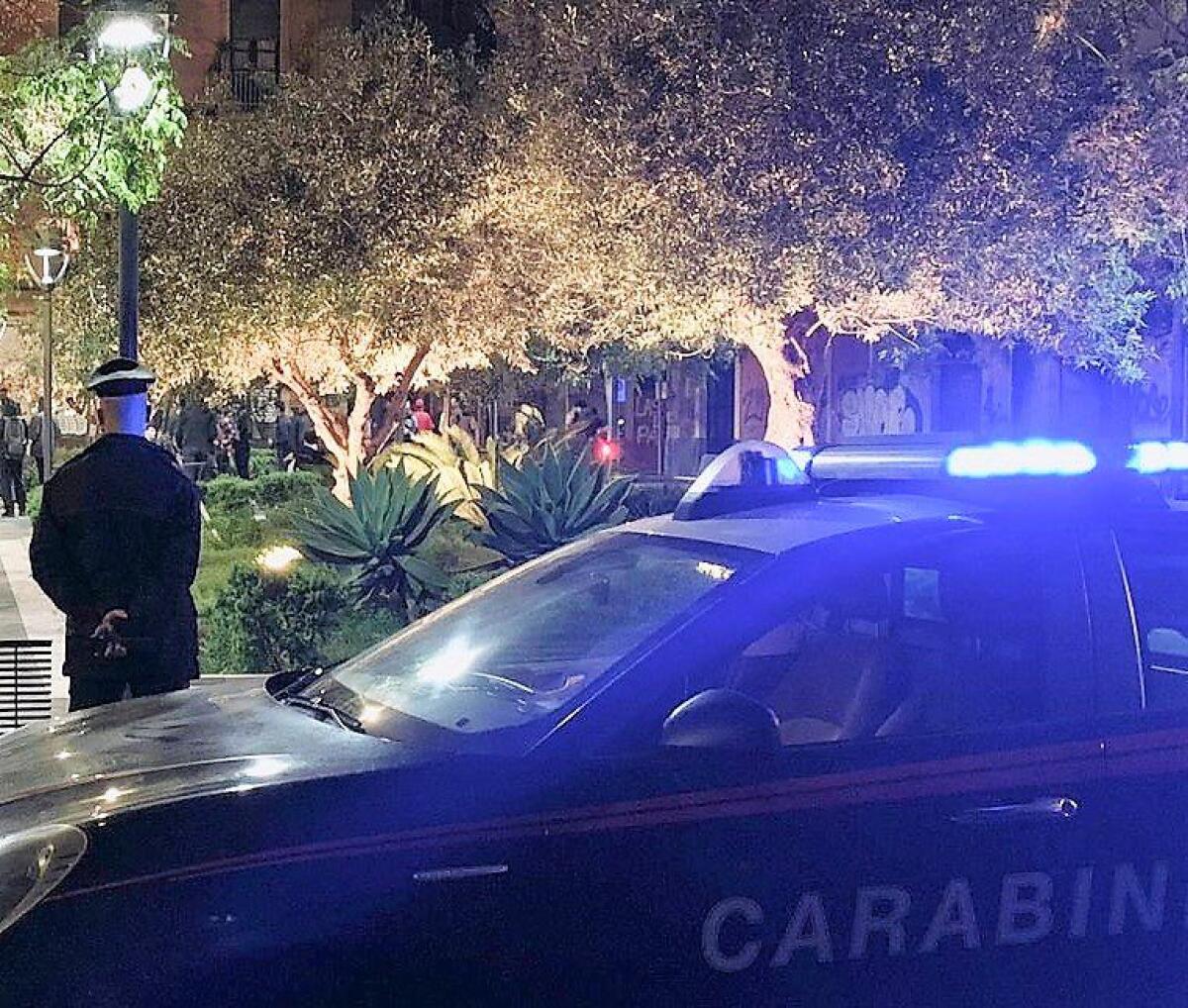 CATANIA.  EVITATO UN RISCHIOSO ASSEMBRAMENTO IN PIAZZA SCIUTI - 