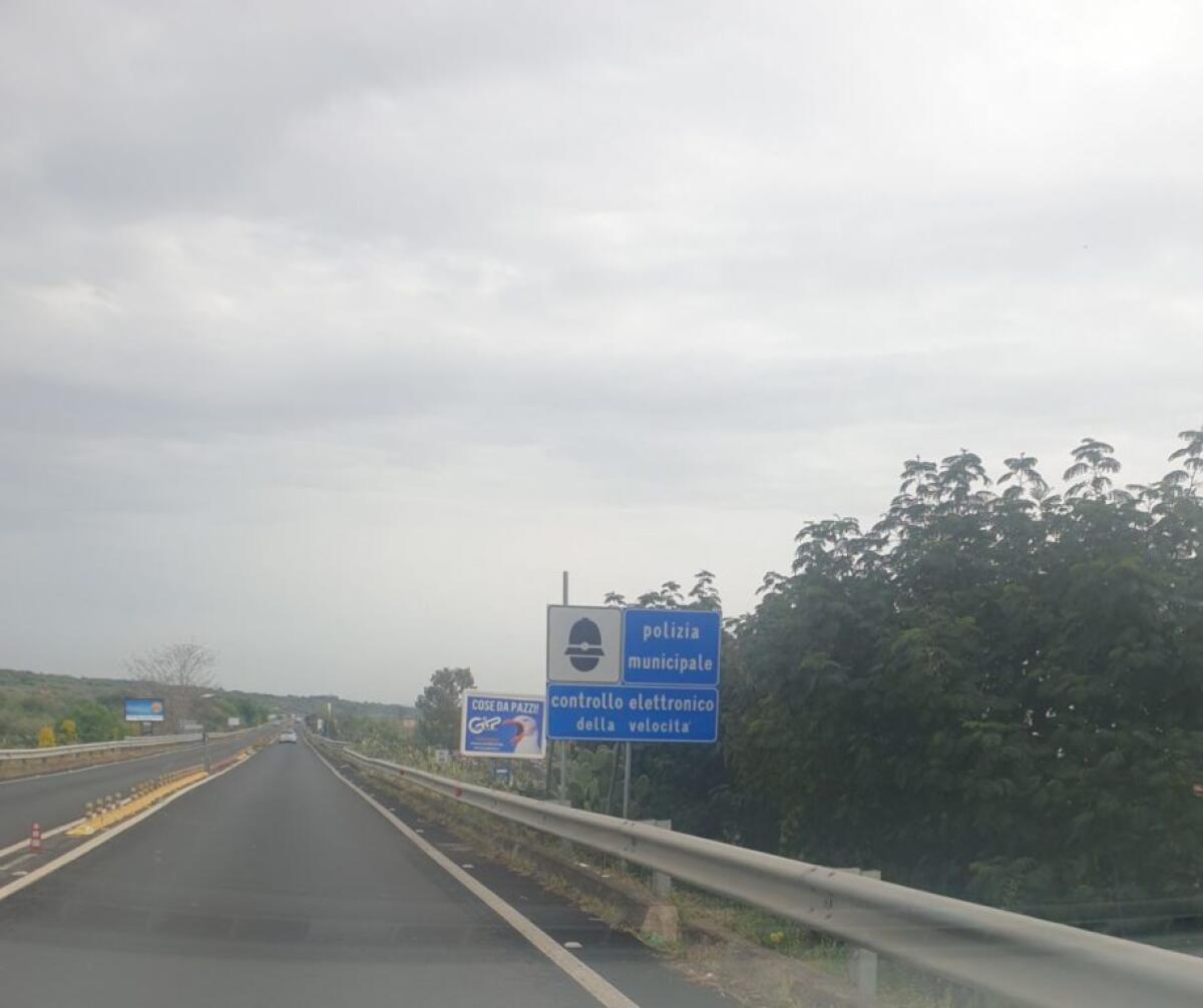 DA LUNEDÌ 3 MAGGIO SARA' ATTIVO L'AUTOVELOX FISSO SULLA SS284 A BIANCAVILLA - 