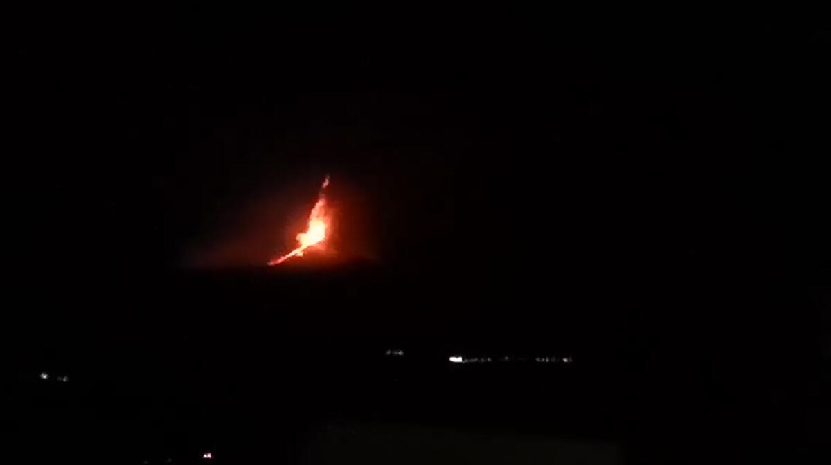 NUOVO FORTE PAROSSISMO IN CORSO SULL’ETNA - 