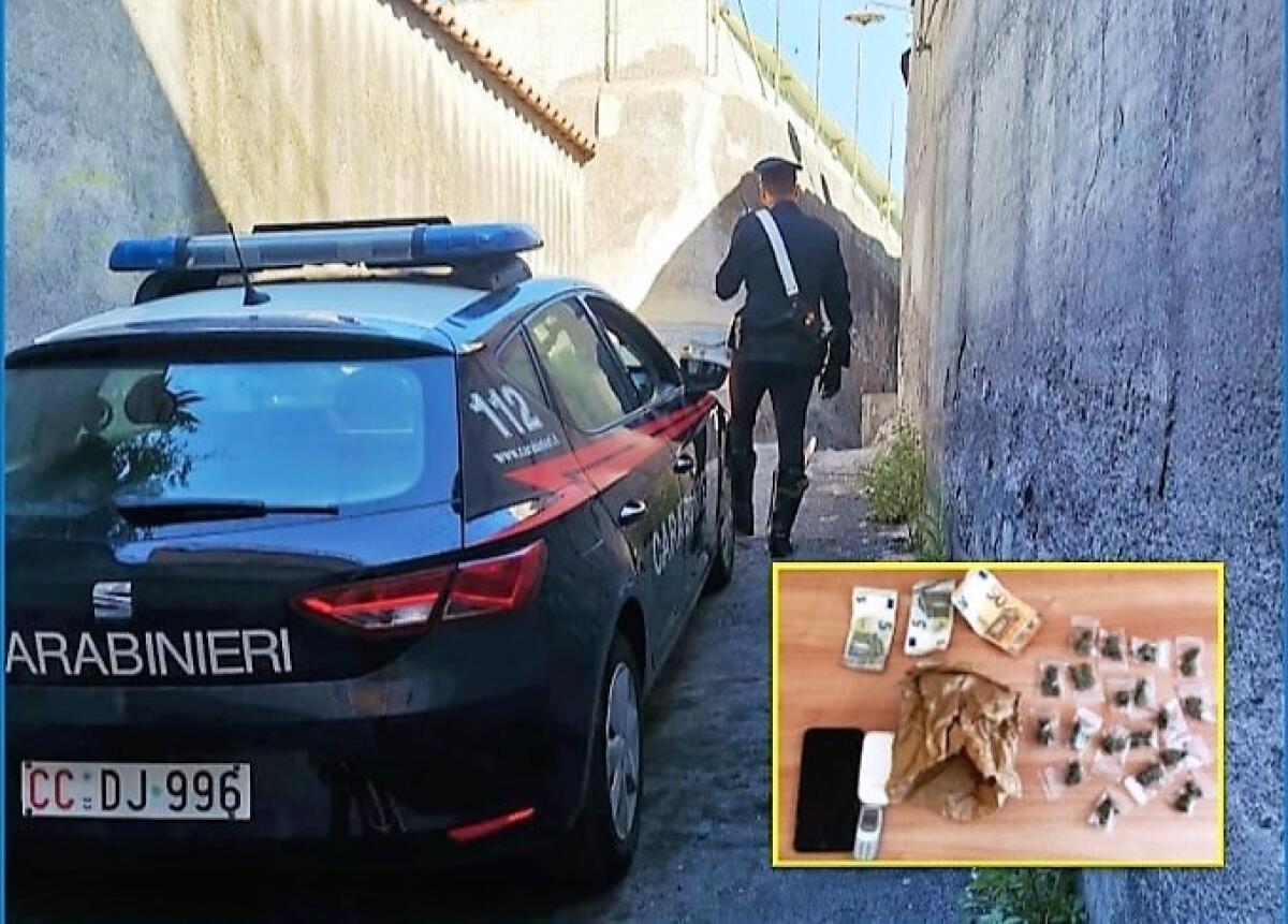 PATERNÒ . TENTA DI FUGGIRE: BLOCCATO CON LA DROGA NELLO SCOOTER - 
