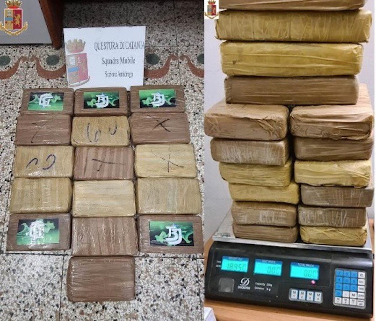 CORRIERE BLOCCATO AL CASELLO DI S. GREGORIO: IN AUTO CARICO DA 2 MLN DI EURO - 