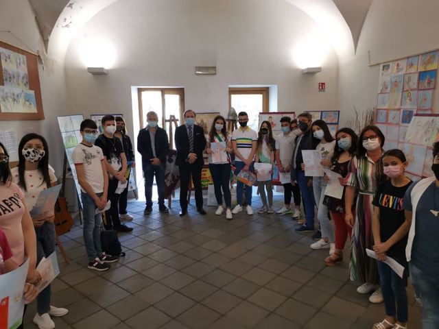PATERNO’: “COSE NUOVE DAL PASSATO”, LA MOSTRA DI FINE ANNO DELL’ISTITUTO NICOLOSI