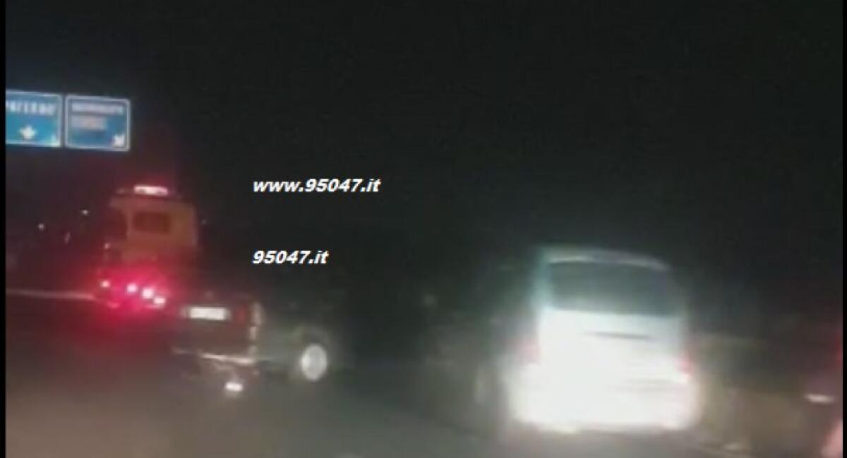 INCIDENTE:  SCONTRO TRA DUE AUTO SULLA STATALE 121 - 