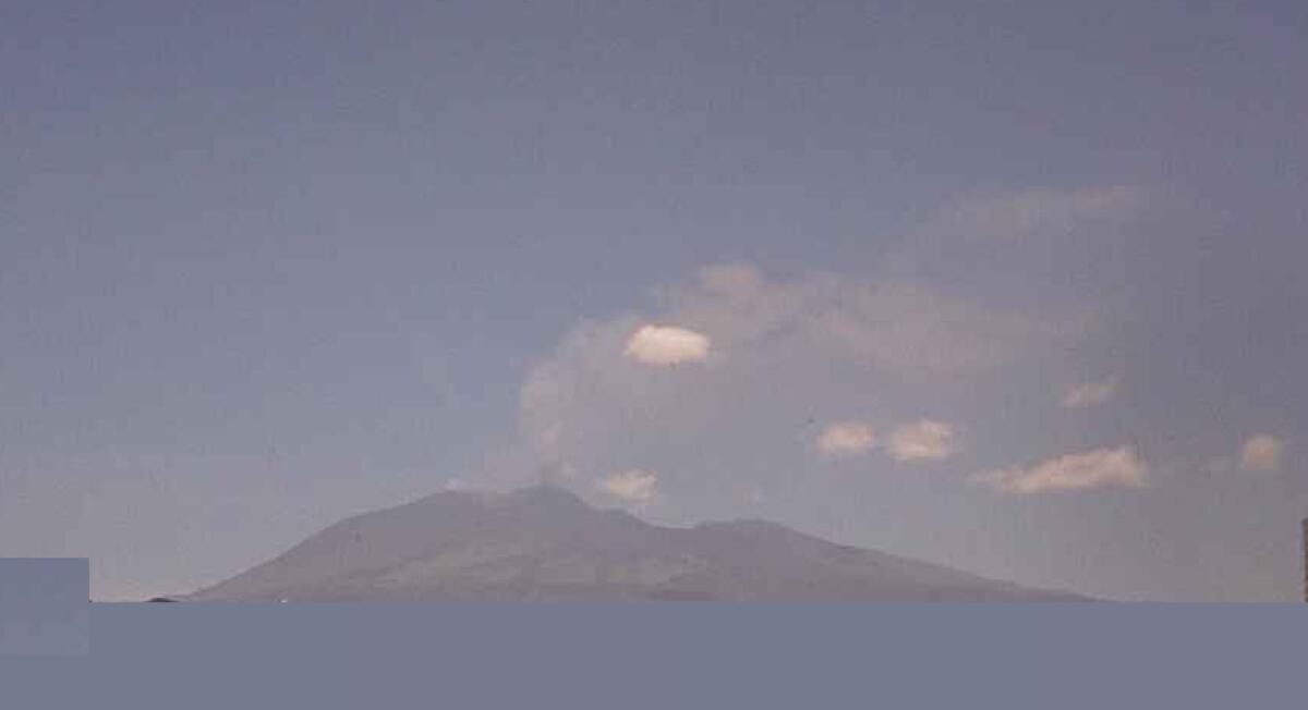ETNA. TREMORE VULCANICO RISALE A LIVELLI ALTI - 