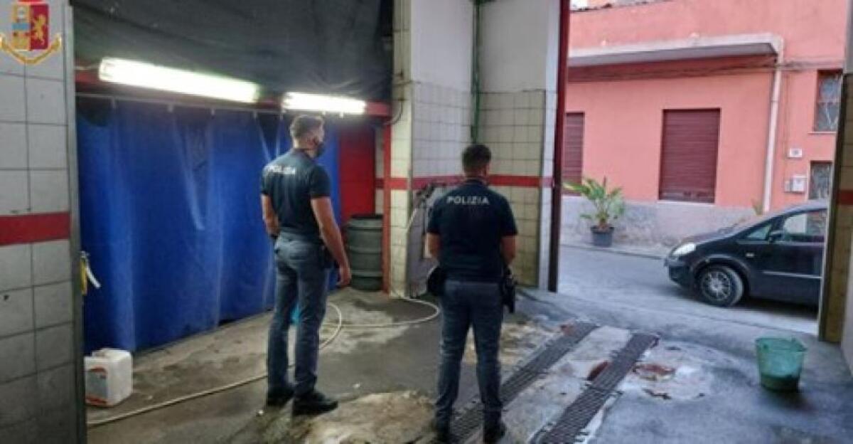 CATANIA: LA POLIZIA DI STATO INDAGA I TITOLARI DI DUE AUTOLAVAGGI PER SFRUTTAMENTO MINORILE E DI LAVORATORI EXTRACOMUNITARI - 