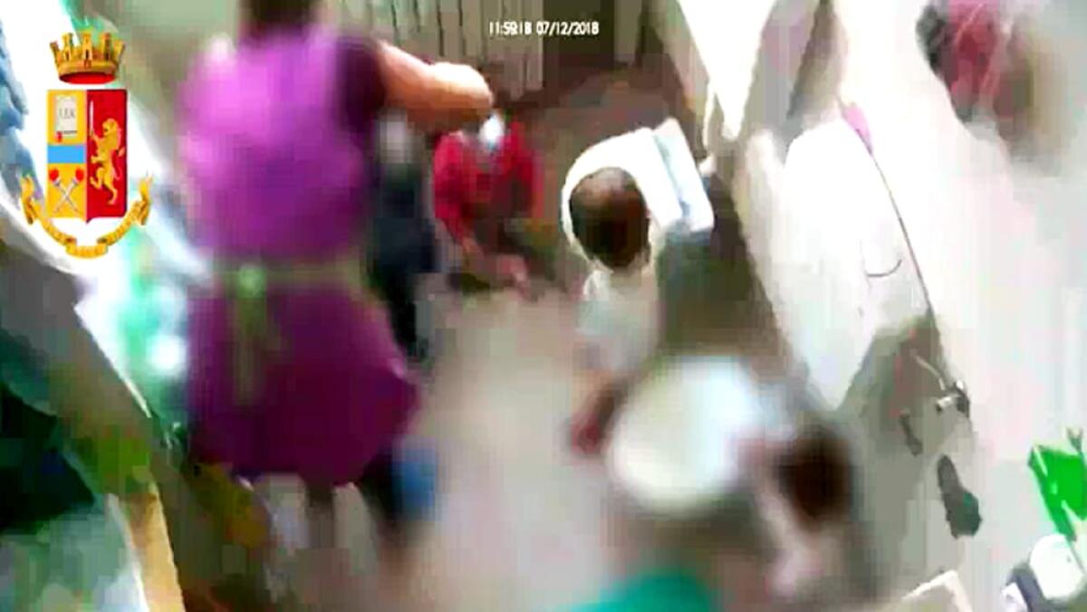 MAESTRA D’ASILO PICCHIA I BAMBINI, ARRESTATA NEL PALERMITANO DAI CARABINIERI - 