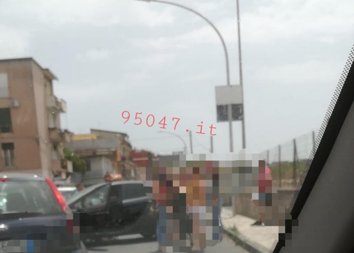 PATERNÒ: Scontro tra due auto in via Balatelle - 