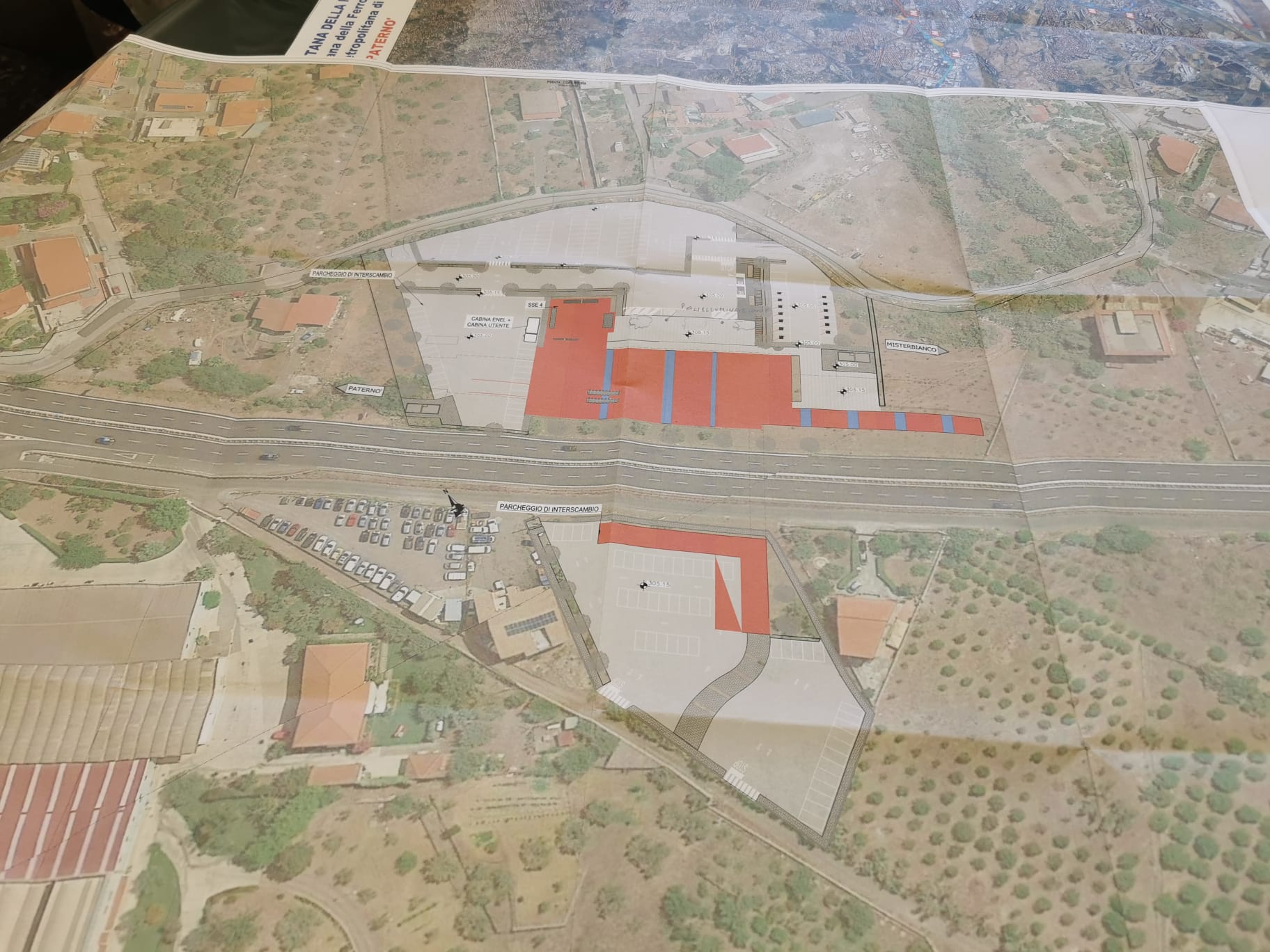 METRO: PREVISTO NEL PROGETTO  (UN SOTTOPASSO - SOVRA PASSO) CHE DA PALAZZOLO, ATTRAVERSANDO LA STATALE 121,GIUNGERÀ IN CONTRADA GIACONIA.