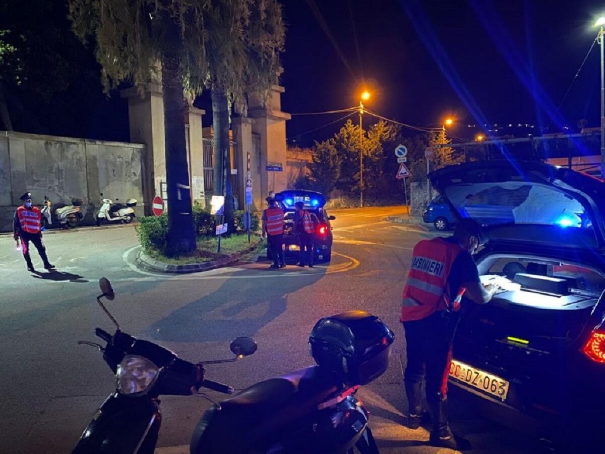 ARRESTATI DUE CATANESI IN TRASFERTA A LIPARI PER TENTATA RAPINA E LESIONI AGGRAVATE - 