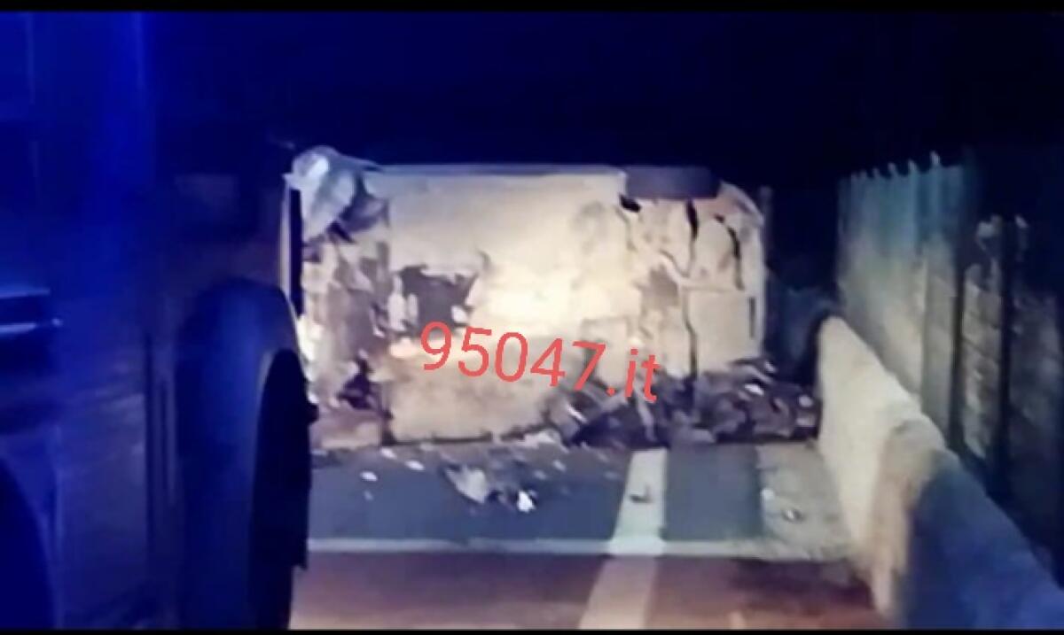 GRAVISSIMO INCIDENTE NELLA NOTTE: MORTI DUE CENTAURI NEL RAGUSANO - 