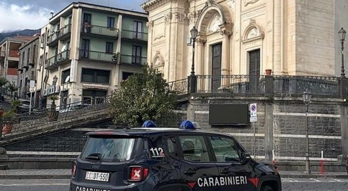 ZAFFERANA: “SE NON MI DATE I SOLDI VI TAGLIO LA TESTA”, NIPOTE MINACCIA E TERRORIZZA I NONNI - 
