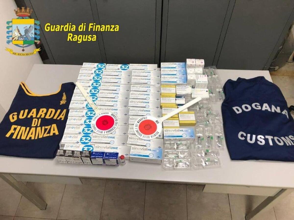 ARRESTATO CATANESE MENTRE STAVA PER IMBARCARSI PER MALTA, OLTRE DUE CHILI DI MARIJUANA NEL TROLLEY. - 