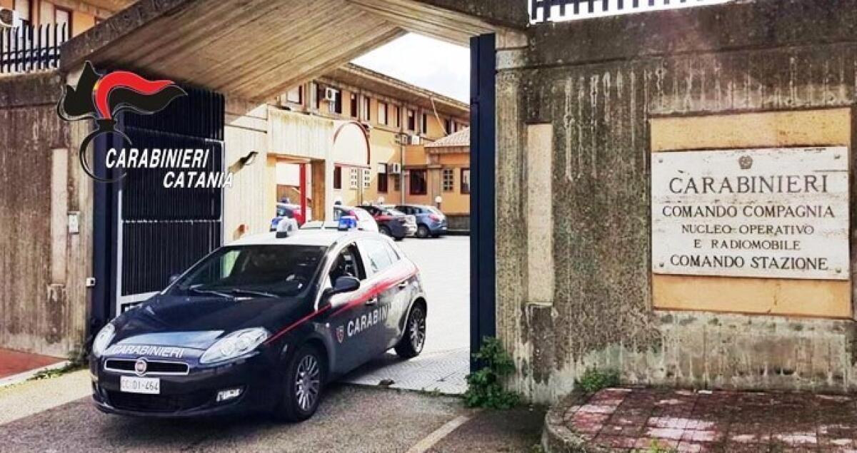 CATANIA: TENTA DI DARE FUOCO ALLA EX COMPAGNA, ALLA SUA AUTO E ALLO SCOOTER DEL FIGLIO: ARRESTATO - 