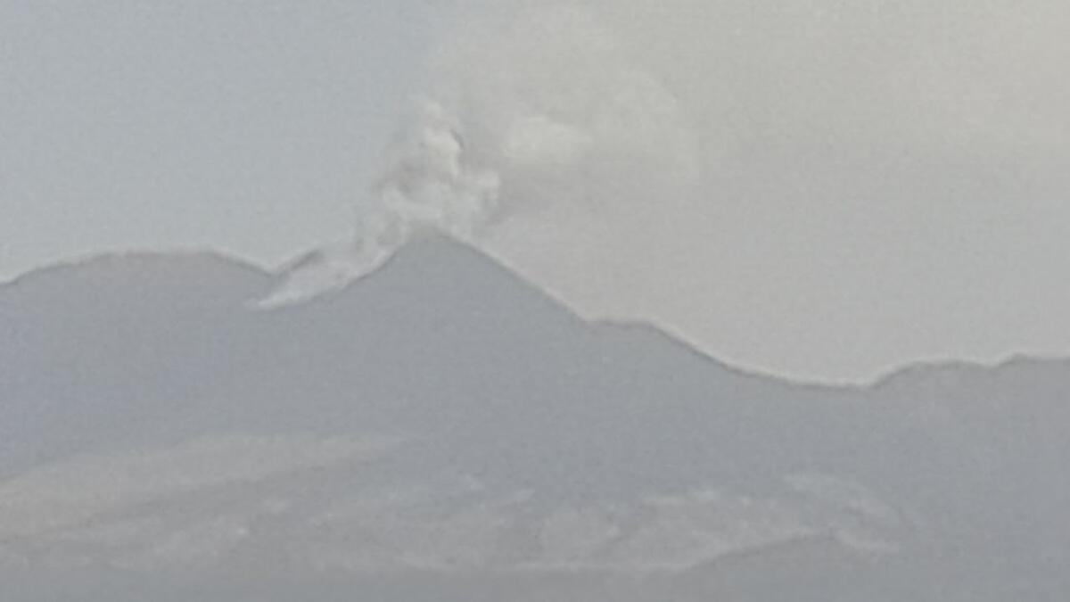 AGGIORNAMENTO ETNA: FINITO PAROSSISMO, LA NUBE VULCANICA HA RAGGIUNTO LA COSTA CALABRESE - 