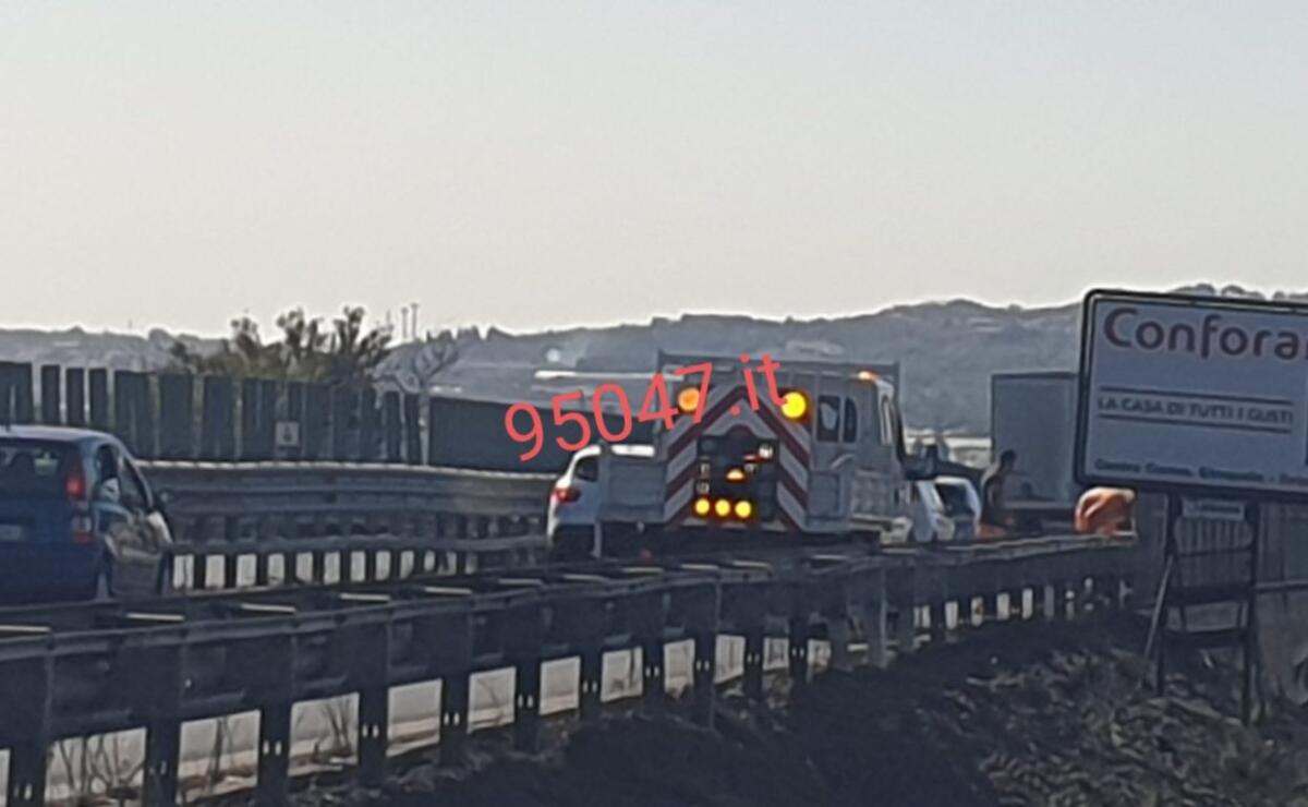 LAVORI SULLA SS121 NEI PRESSI SVINCOLO PALAZZOLO,  CODE - 