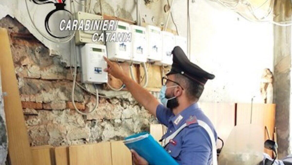 CATANIA. REDDITO DI CITTADINANZA E LUCE GRATIS: TRE PERSONE DENUNCIATE - 